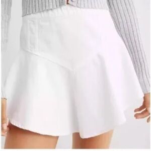 aerie American eagle NWT denim feel pull-on white mini skirt size medium